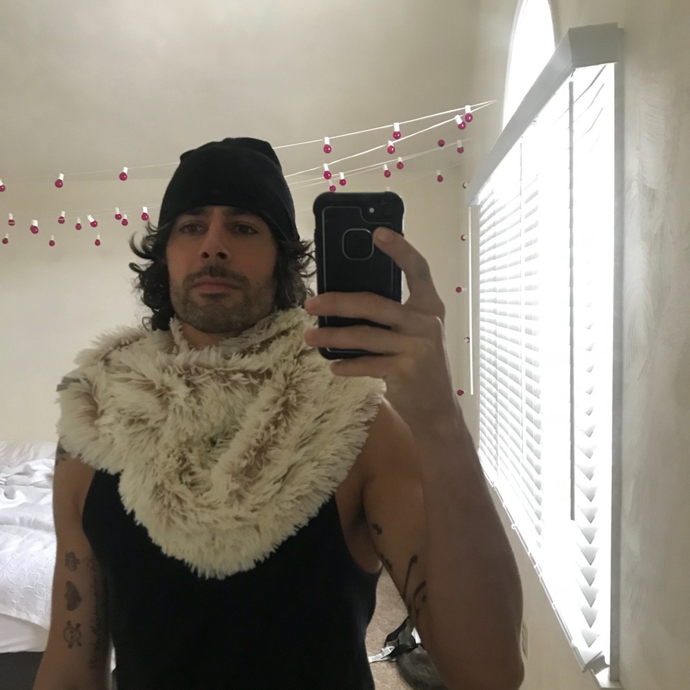 Pimpin faux fur thingy